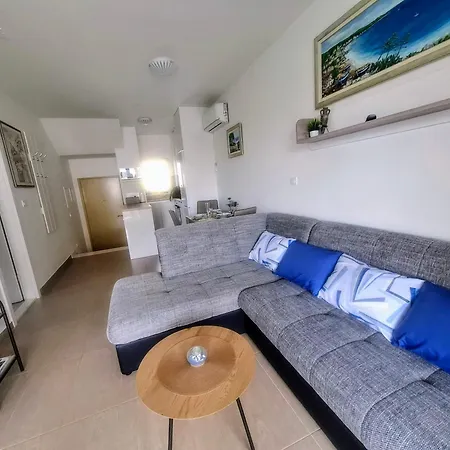 D&d דירה ספליט